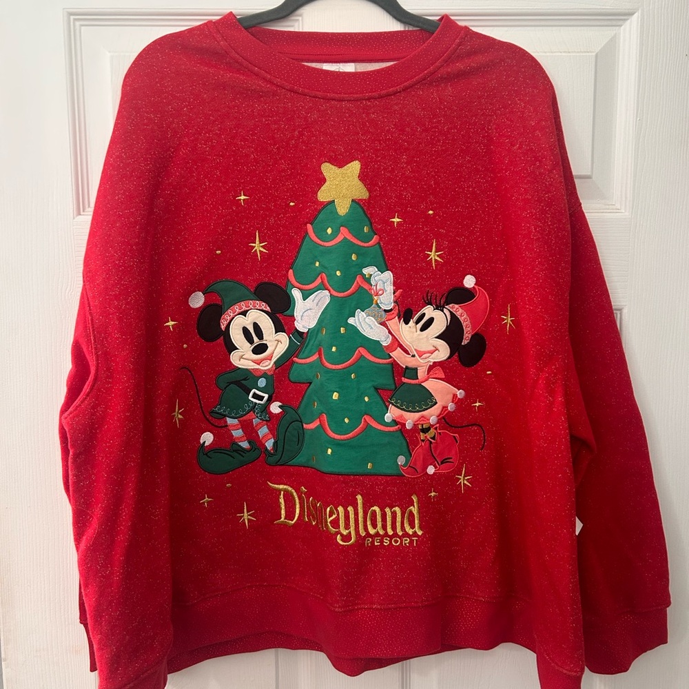 NWT Holiday Elf Mickey Minnie Christmas Crewneck Sweater